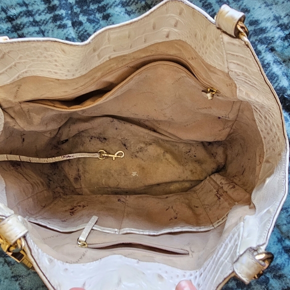 Brahmin Marianna Champagne Pearl Shiny Structured leather Luxury Rare bag - Picture 14 of 14